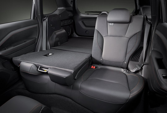 60/40-split Folding Rear Seats